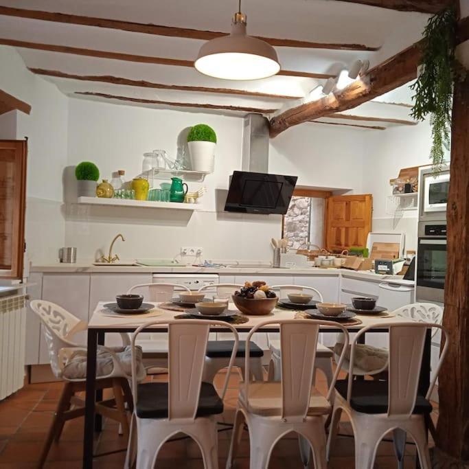 Casa Florentino Casa Centenaria Torre Val De San Pedro Extérieur photo